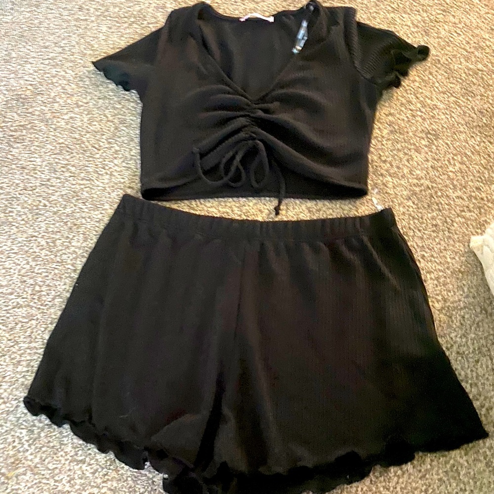 Ribbed black two pieces set